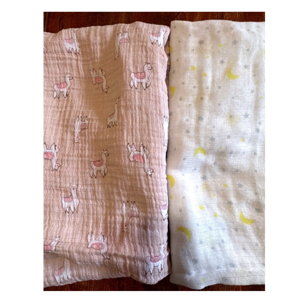 Aden + Anais Swaddle Blankets Baby 42x40 Pink Llama Moon Stars Excellent 2 Pack